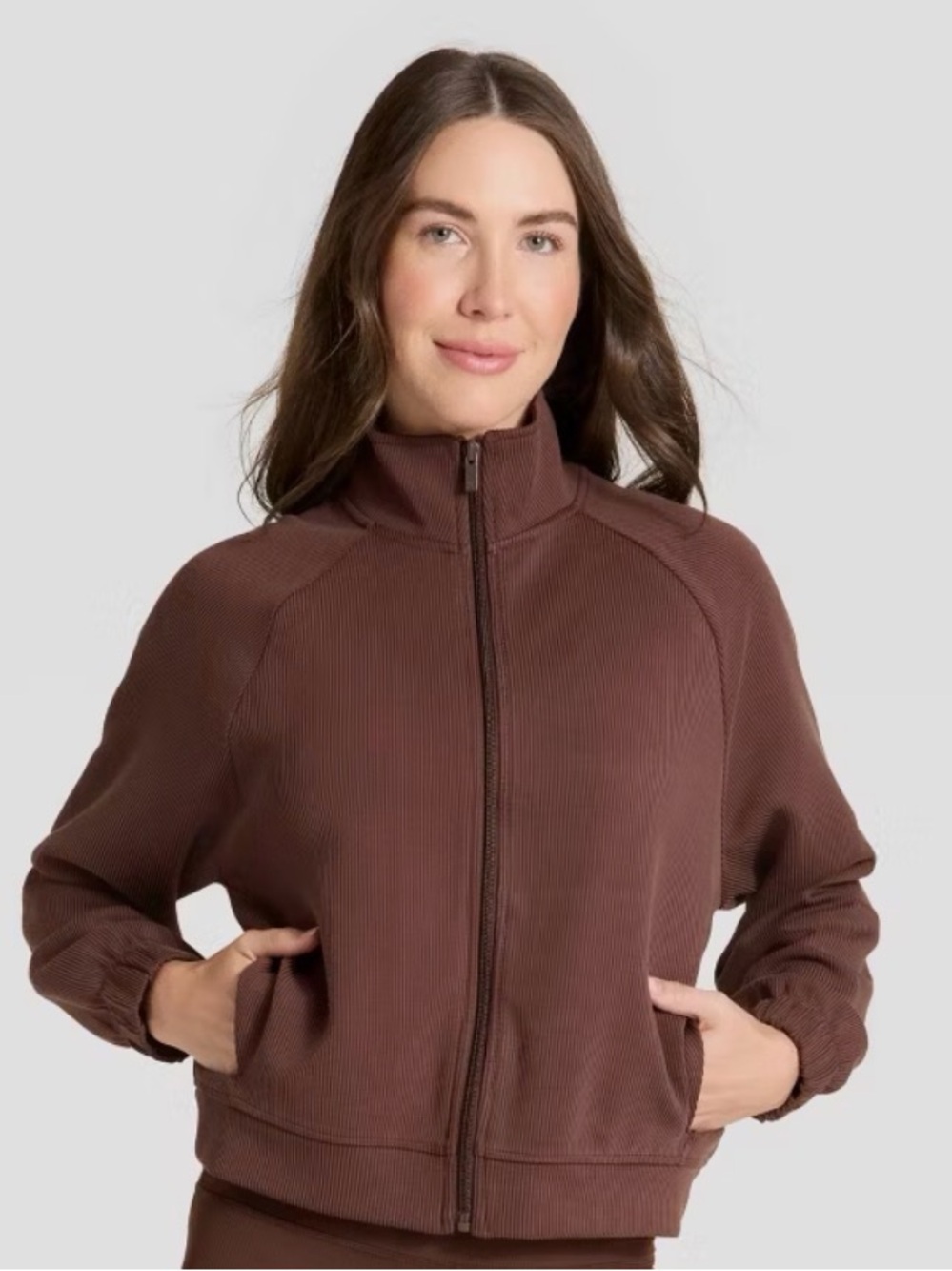 Airy Sleek Zip-Up Jacket in Mauve